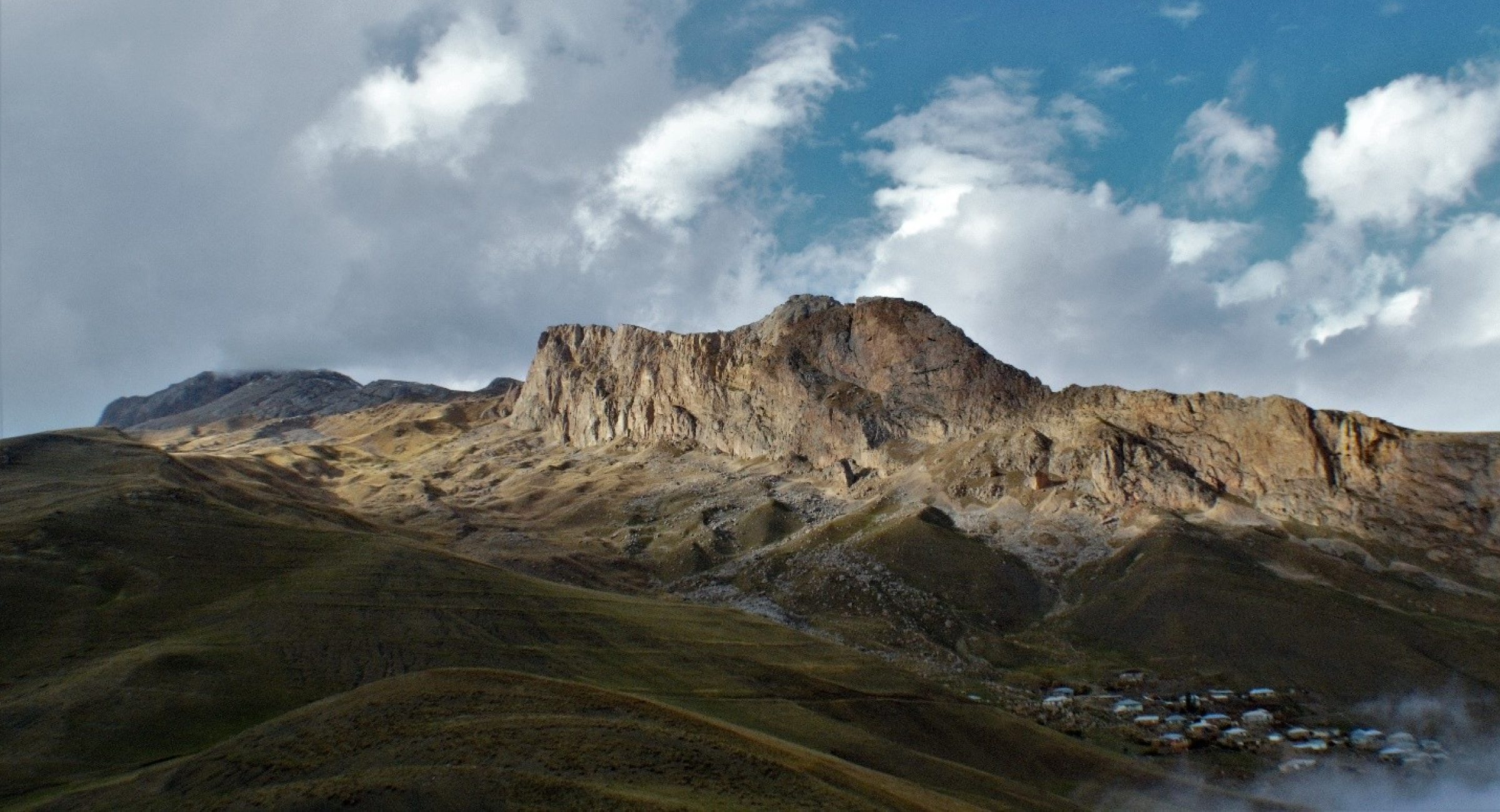 Azerbaigian – Trekking nei Paesaggi Senza Tempo