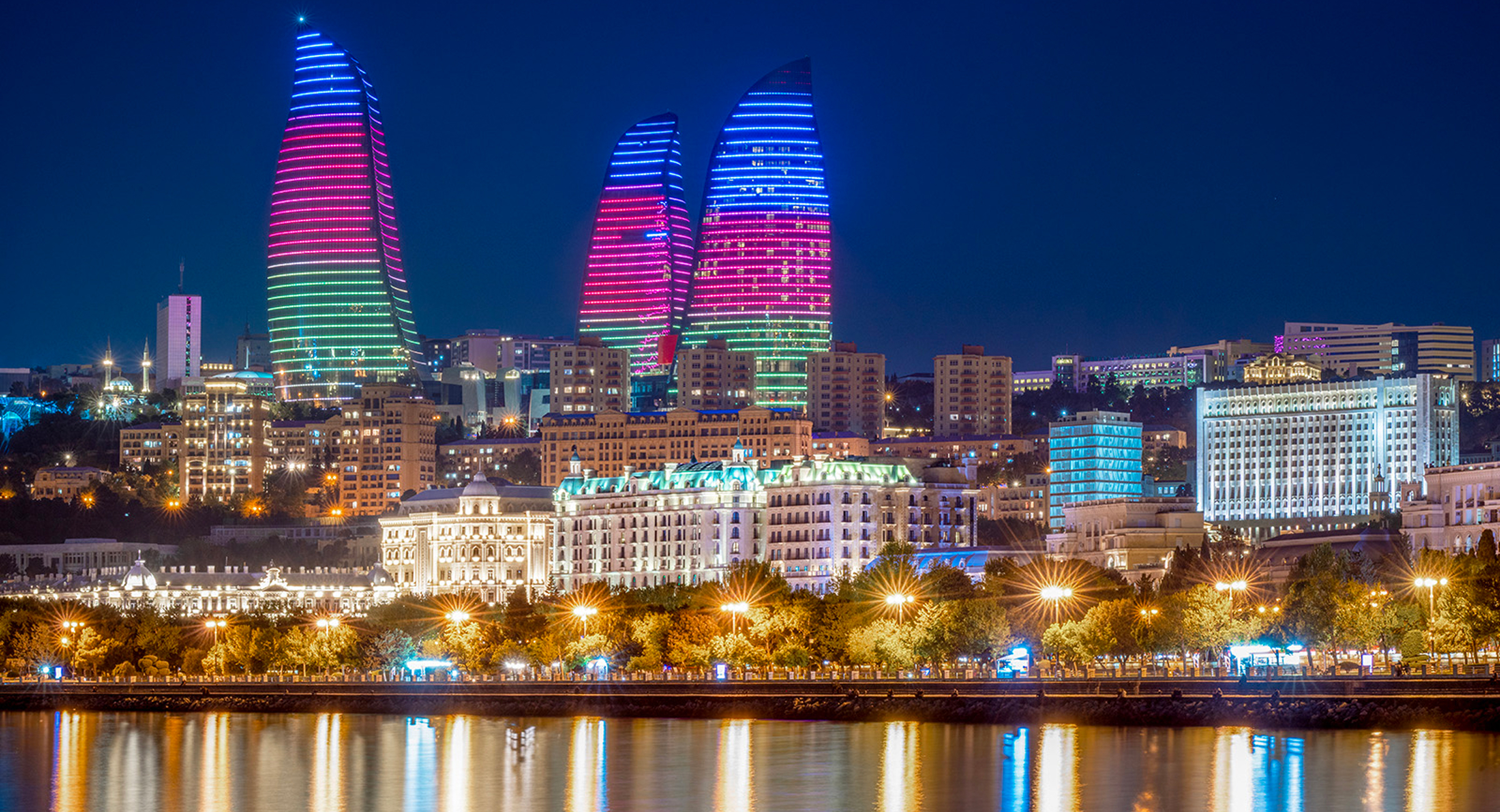 Azerbaijan-Baku - The flames swaying in the wind